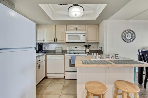 Condo in Hudson, Florida, 1 bedroom  № 2165934 - photo 10