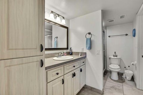 Condo in Hudson, Florida, 1 bedroom  № 2165934 - photo 16