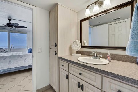Condo in Hudson, Florida, 1 bedroom  № 2165934 - photo 14