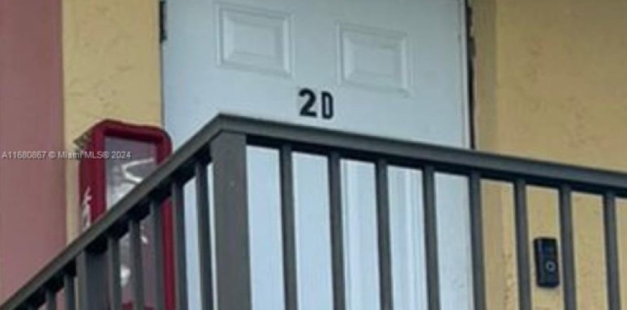 Condo à Lauderhill, Floride, 2 chambres  № 1978218