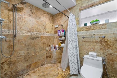 Casa en venta en Miami, Florida, 3 dormitorios, 136.01 m2 № 2011295 - foto 21