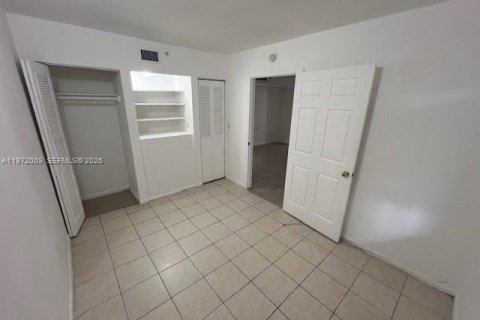 Copropriété à louer à Miami, Floride: 3 chambres, 96.62 m2 № 2042274 - photo 5
