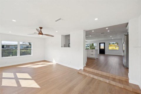 Villa ou maison à vendre à Hernando Beach, Floride: 3 chambres, 140.1 m2 № 1334604 - photo 14