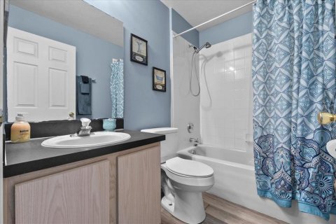 House in Davenport, Florida 3 bedrooms, 115.11 sq.m. № 1803023 - photo 23