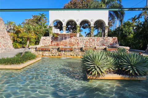 Condominio en venta en Aventura, Florida, 2 dormitorios, 149.11 m2 № 2035176 - foto 24