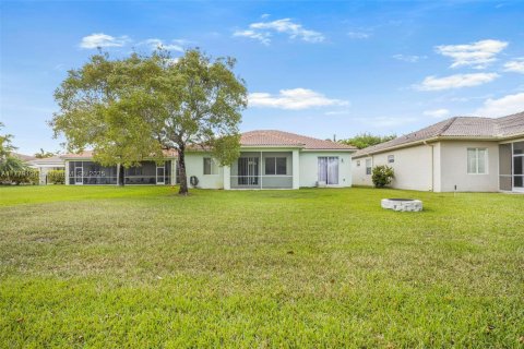 House in Homestead, Florida 4 bedrooms, 195 sq.m. № 1711385 - photo 22