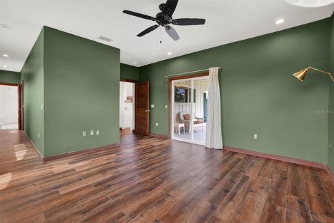 House in Alachua, Florida 3 bedrooms, 204.01 sq.m. № 2230709 - photo 22