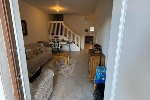 Adosado en venta en Miami, Florida, 4 dormitorios, 169.08 m2 № 2434067 - foto 7