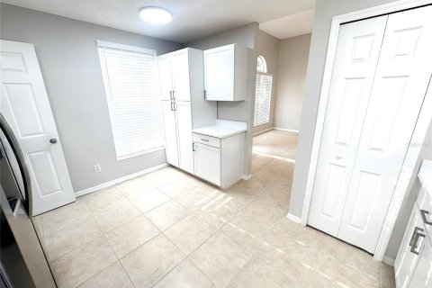 Villa ou maison à louer à Davenport, Floride: 3 chambres, 152.17 m2 № 1915023 - photo 5