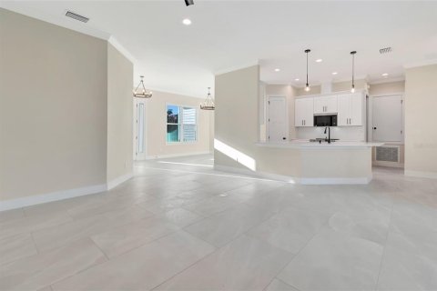 Villa ou maison à vendre à Montverde, Floride: 4 chambres, 198.16 m2 № 2225452 - photo 10