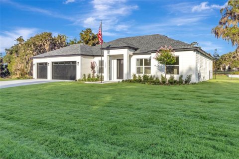 Villa ou maison à vendre à Montverde, Floride: 4 chambres, 198.16 m2 № 2225452 - photo 2