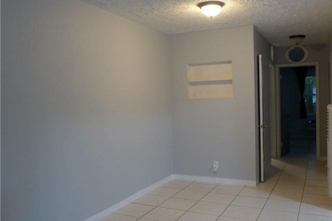 Immobilier commercial à vendre à Fort Lauderdale, Floride № 2272688 - photo 13