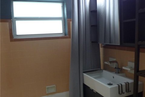 Immobilier commercial à vendre à Fort Lauderdale, Floride № 2272688 - photo 6