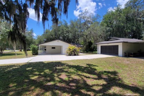 House in Oviedo, Florida 3 bedrooms, 119.57 sq.m. № 2211421 - photo 22