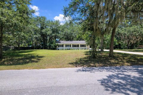 House in Oviedo, Florida 3 bedrooms, 119.57 sq.m. № 2211421 - photo 3