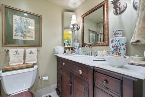 Condo in Key Biscayne, Florida, 2 bedrooms  № 1970915 - photo 4