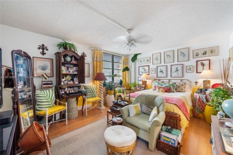 Condo in Key Biscayne, Florida, 2 bedrooms  № 1970915 - photo 3