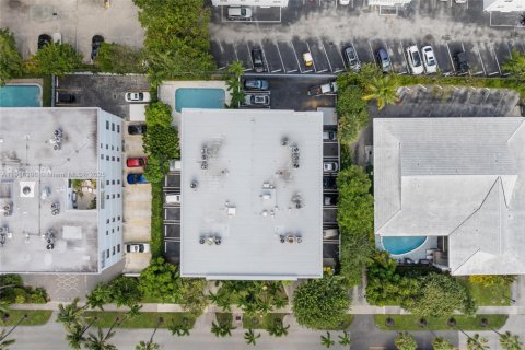 Condo in Key Biscayne, Florida, 2 bedrooms  № 1970915 - photo 15