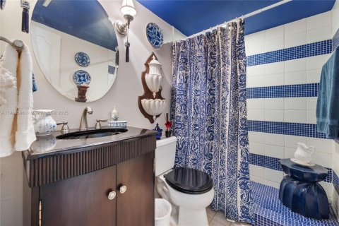 Condo in Key Biscayne, Florida, 2 bedrooms  № 1970915 - photo 7