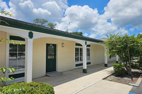 Commercial property in Clearwater, Florida 110.93 sq.m. № 2150133
