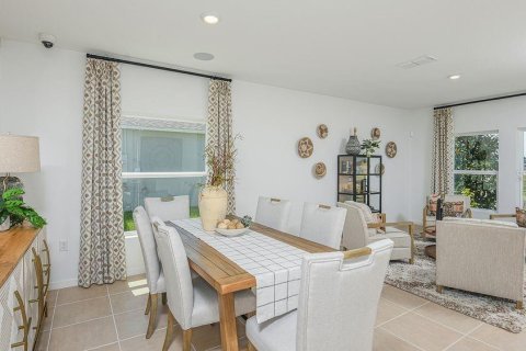 House in Hudson, Florida 4 bedrooms, 183.39 sq.m. № 1911898 - photo 5