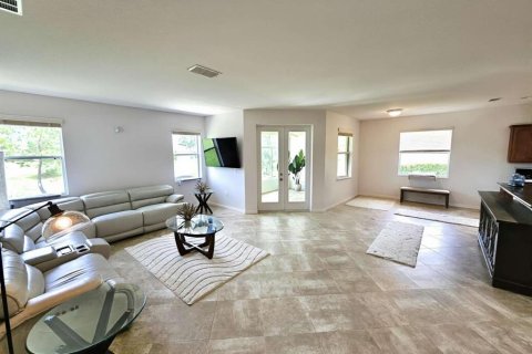 House in Ocala, Florida 3 bedrooms, 172.33 sq.m. № 1899030 - photo 24