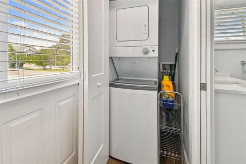 House in Dunedin, Florida 1 bedroom, 41.62 sq.m. № 790008 - photo 22