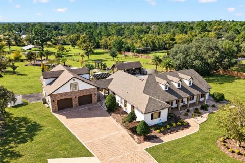 Villa ou maison à vendre à Bronson, Floride: 5 chambres, 414.62 m2 № 2399214 - photo 2