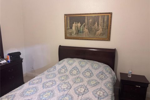 House in Kissimmee, Florida 3 bedrooms, 118.17 sq.m. № 1909326 - photo 8