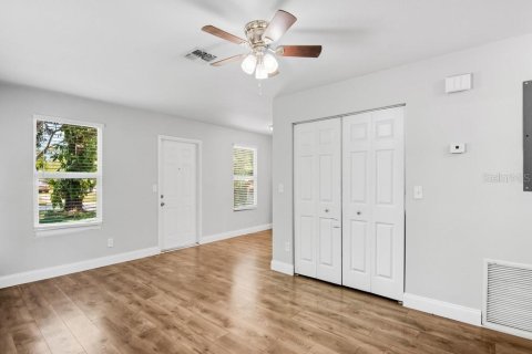 House in Vero Beach, Florida 2 bedrooms, 75.81 sq.m. № 1642088 - photo 7