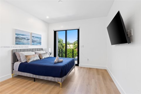 Townhouse in Fort Lauderdale, Florida 4 bedrooms, 164.07 sq.m. № 1745841 - photo 24