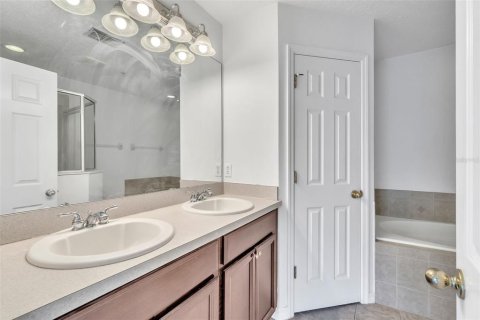 Townhouse in Orlando, Florida 3 bedrooms, 155.05 sq.m. № 1858027 - photo 21