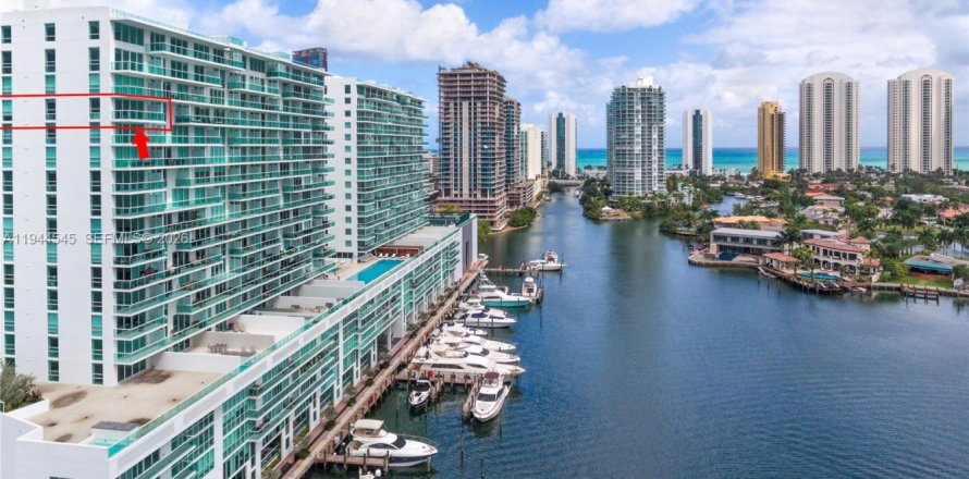 Condo à Sunny Isles Beach, Floride, 3 chambres  № 2001079