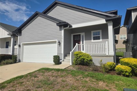 House in Gainesville, Florida 3 bedrooms, 173.54 sq.m. № 2228356