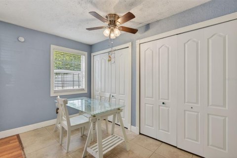 Condominio en venta en Tampa, Florida, 1 dormitorio, 59.83 m2 № 2231008 - foto 12