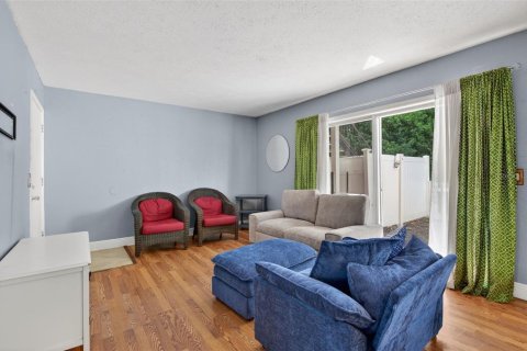 Condominio en venta en Tampa, Florida, 1 dormitorio, 59.83 m2 № 2231008 - foto 7