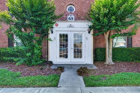 Condominio en venta en Tampa, Florida, 1 dormitorio, 59.83 m2 № 2231008 - foto 3