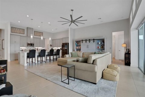 Casa en venta en Daytona Beach, Florida, 4 dormitorios, 237.83 m2 № 1915812 - foto 5