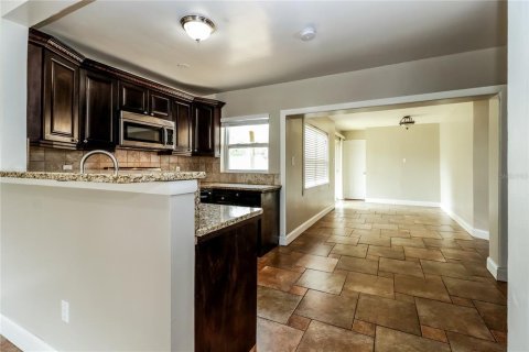 Casa en alquiler en Palm Harbor, Florida, 4 dormitorios, 173.54 m2 № 1854297 - foto 6
