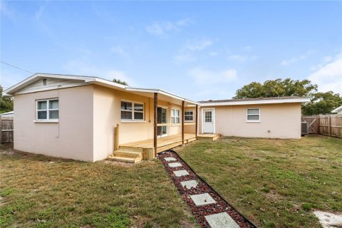 Casa en alquiler en Palm Harbor, Florida, 4 dormitorios, 173.54 m2 № 1854297 - foto 16
