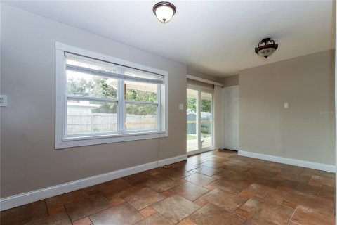 Casa en alquiler en Palm Harbor, Florida, 4 dormitorios, 173.54 m2 № 1854297 - foto 4