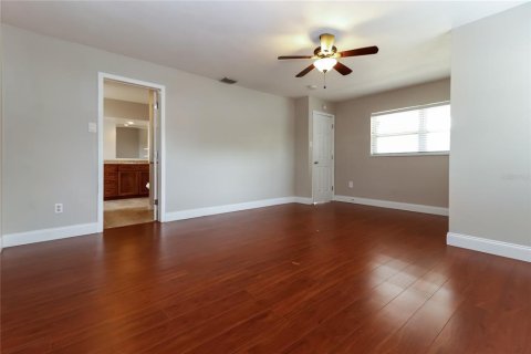 Casa en alquiler en Palm Harbor, Florida, 4 dormitorios, 173.54 m2 № 1854297 - foto 11