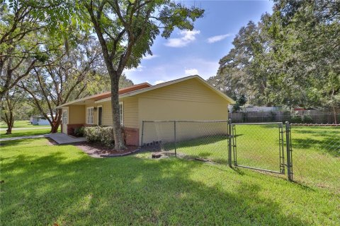 Villa ou maison à vendre à Ocala, Floride: 3 chambres, 102.56 m2 № 1907926 - photo 5