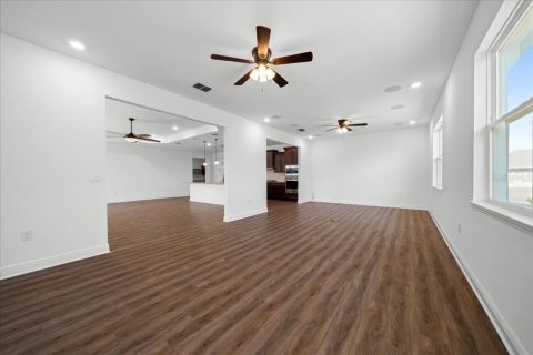 Villa ou maison à vendre à Ocala, Floride: 2 chambres, 261.52 m2 № 2134591 - photo 4