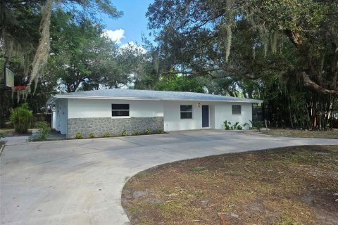 Villa ou maison à louer à Sarasota, Floride: 4 chambres, 153.66 m2 № 2433686 - photo 3