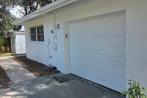 Villa ou maison à louer à Sarasota, Floride: 4 chambres, 153.66 m2 № 2433686 - photo 6