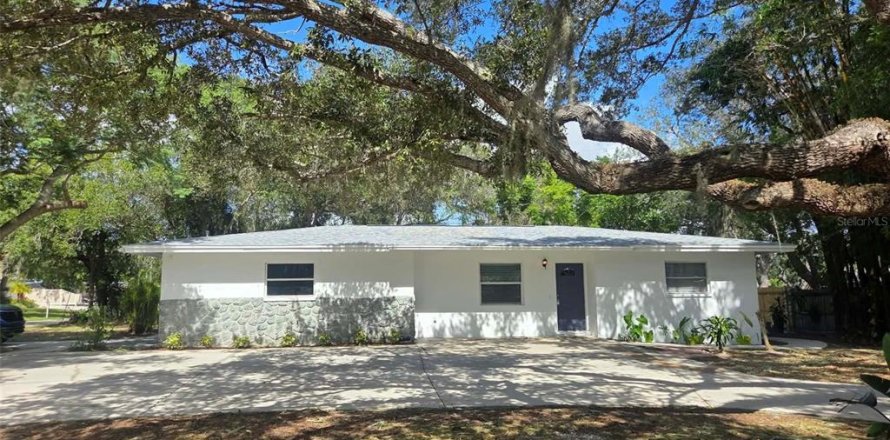 Villa ou maison à Sarasota, Floride 4 chambres, 153.66 m2 № 2433686