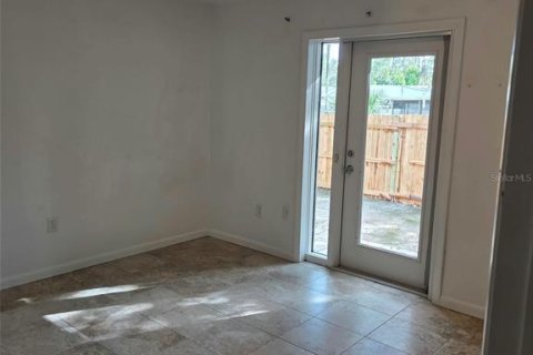 Villa ou maison à louer à Sarasota, Floride: 4 chambres, 153.66 m2 № 2433686 - photo 18