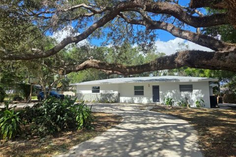 Villa ou maison à louer à Sarasota, Floride: 4 chambres, 153.66 m2 № 2433686 - photo 2