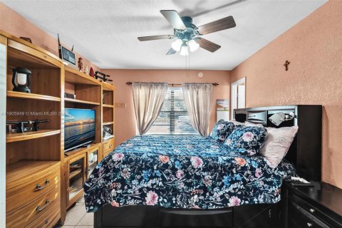 Condo in Coral Springs, Florida, 2 bedrooms № 1957166 - photo 20